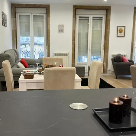 Piso Renovado En Centro Historico Виго